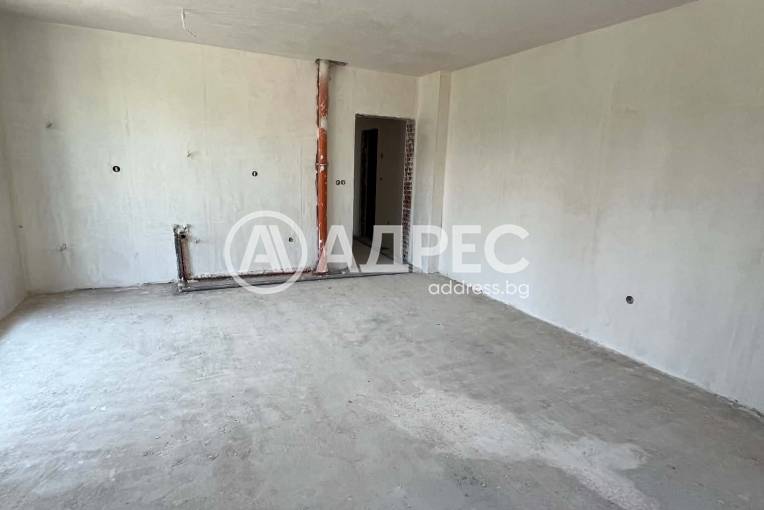 Тристаен апартамент, Благоевград, Широк център, 697752, Снимка 1