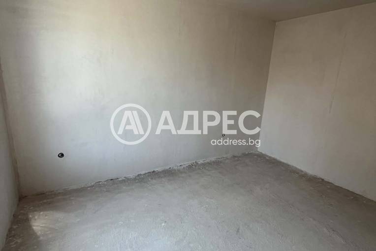 Тристаен апартамент, Благоевград, Широк център, 697752, Снимка 2