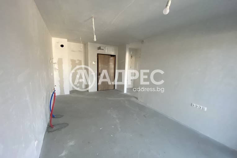 Двустаен апартамент, София, Красно село, 689754, Снимка 1