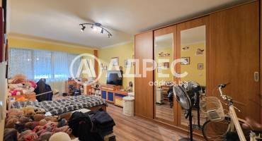 Многостаен апартамент, София, Бели брези, 674755, Снимка 13