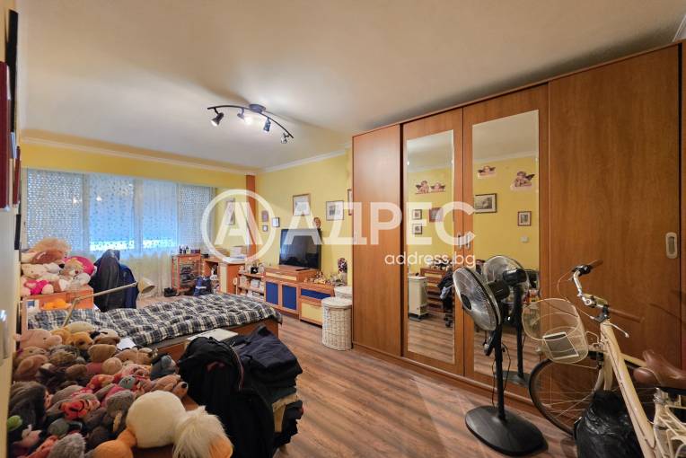 Многостаен апартамент, София, Бели брези, 674755, Снимка 13