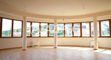 Тристаен апартамент, София, Симеоново, 671756, Снимка 1