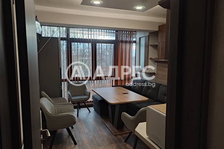 Тристаен апартамент, Шумен, Херсон, 685756, Снимка 1