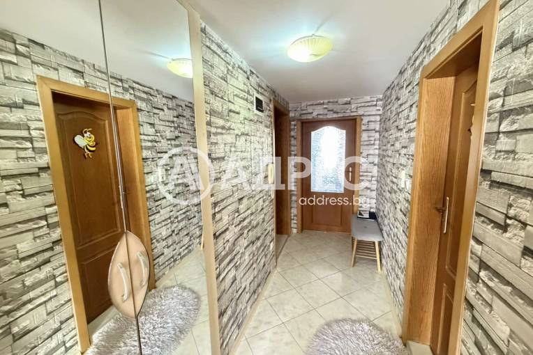 Двустаен апартамент, Варна, Погребите, 698756, Снимка 8