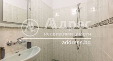Многостаен апартамент, Варна, Червен площад, 611757, Снимка 18