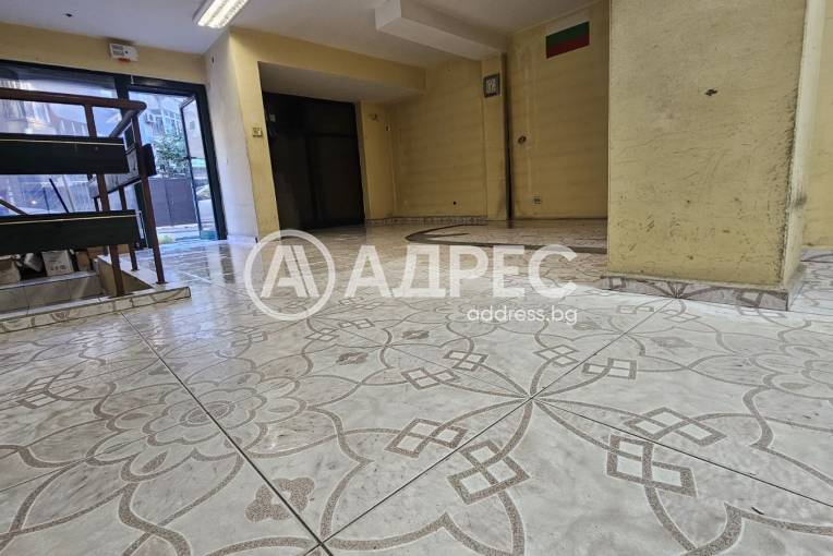 Офис, Варна, Лятно кино Тракия, 647758, Снимка 2