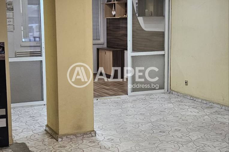 Офис, Варна, Лятно кино Тракия, 647758, Снимка 3