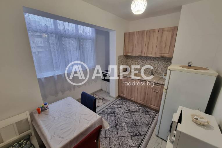 Двустаен апартамент, Ямбол, Георги Бенковски, 681758, Снимка 1