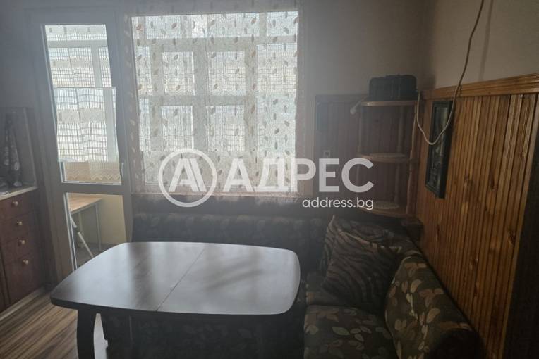 Тристаен апартамент, Ямбол, Златен рог, 700758, Снимка 19