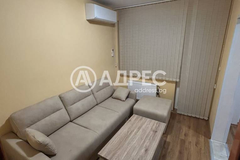 Тристаен апартамент, Плевен, Център, 678760, Снимка 1