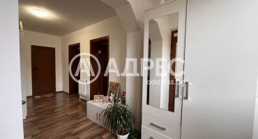 Къща/Вила, Нови пазар, 685760, Снимка 1