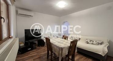 Къща/Вила, Нови пазар, 685760, Снимка 2