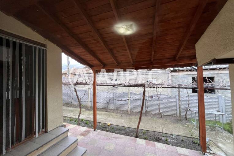 Къща/Вила, Нови пазар, 685760, Снимка 10