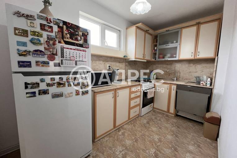 Къща/Вила, Нови пазар, 685760, Снимка 3