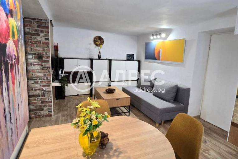 Двустаен апартамент, Варна, Зимно кино Тракия, 678764, Снимка 1