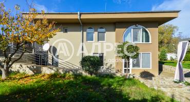 Къща/Вила, Лъка, м-ст Момина чешма, 673765, Снимка 2