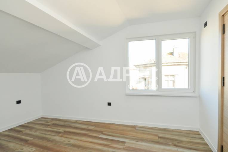 Тристаен апартамент, Бургас, Център, 683766, Снимка 10