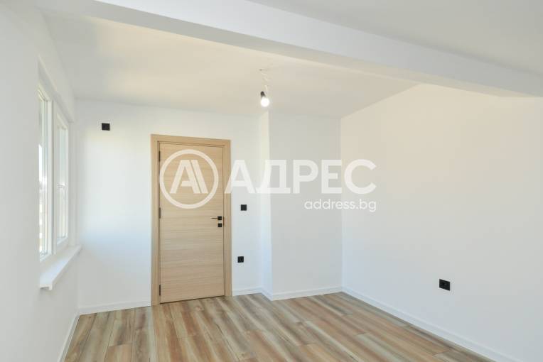 Тристаен апартамент, Бургас, Център, 683766, Снимка 12