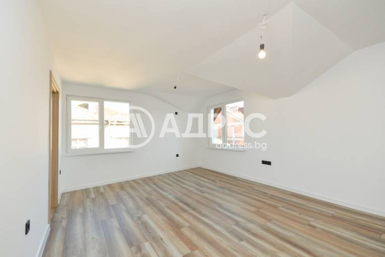 Тристаен апартамент, Бургас, Център, 683766, Снимка 4