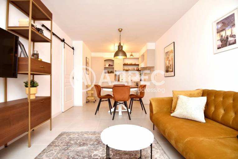 Многостаен апартамент, Варна, Електрон, 695766, Снимка 2