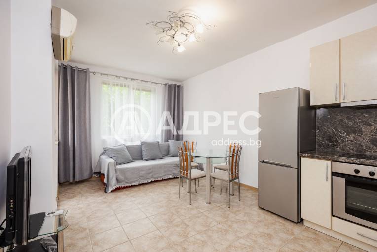 Двустаен апартамент, Варна, Бриз, 696767, Снимка 1