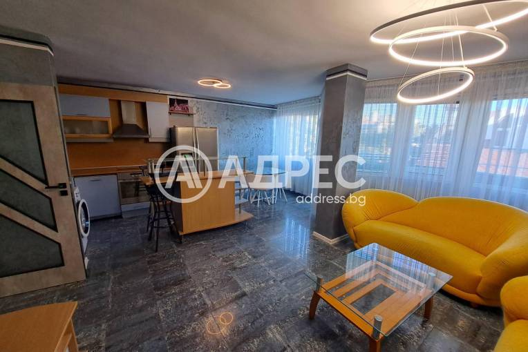 Многостаен апартамент, Варна, Център, 421768, Снимка 1