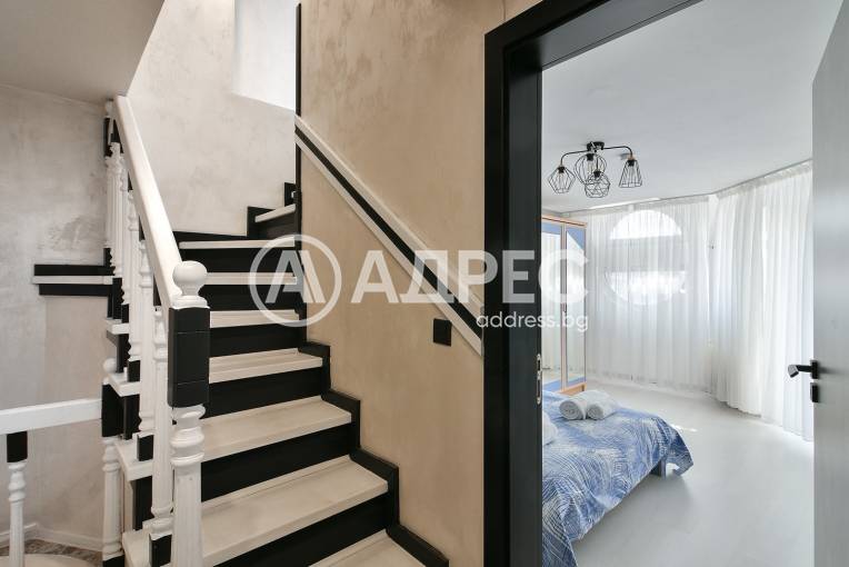 Многостаен апартамент, Варна, Център, 421768, Снимка 17