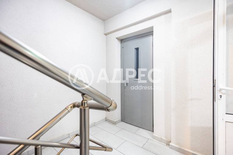 Двустаен апартамент, Варна, Възраждане 1, 671768, Снимка 19