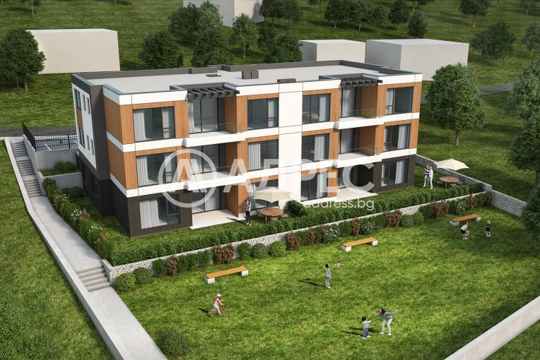 Многостаен апартамент, Варна, м-ст Свети Никола, 672768, Снимка 1