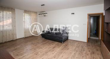 Тристаен апартамент, София, Лозенец, 676768, Снимка 1