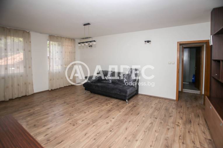 Тристаен апартамент, София, Лозенец, 676768, Снимка 1