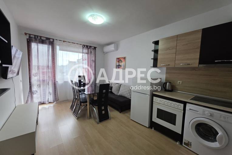 Двустаен апартамент, Варна, Цветен квартал, 681768, Снимка 1