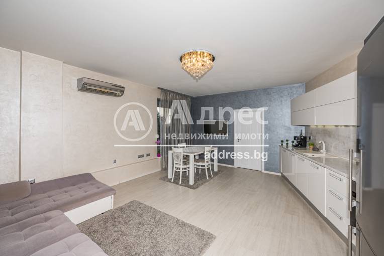 Тристаен апартамент, Пловдив, Център, 581770, Снимка 1