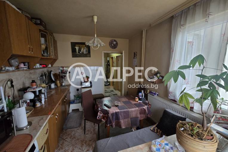 Двустаен апартамент, Плевен, Сторгозия, 688770, Снимка 1