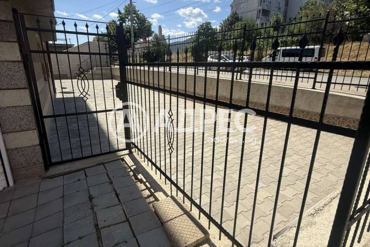Тристаен апартамент, Асеновград, 702771, Снимка 14