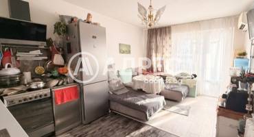 Двустаен апартамент, Варна, Цветен квартал, 680772, Снимка 1