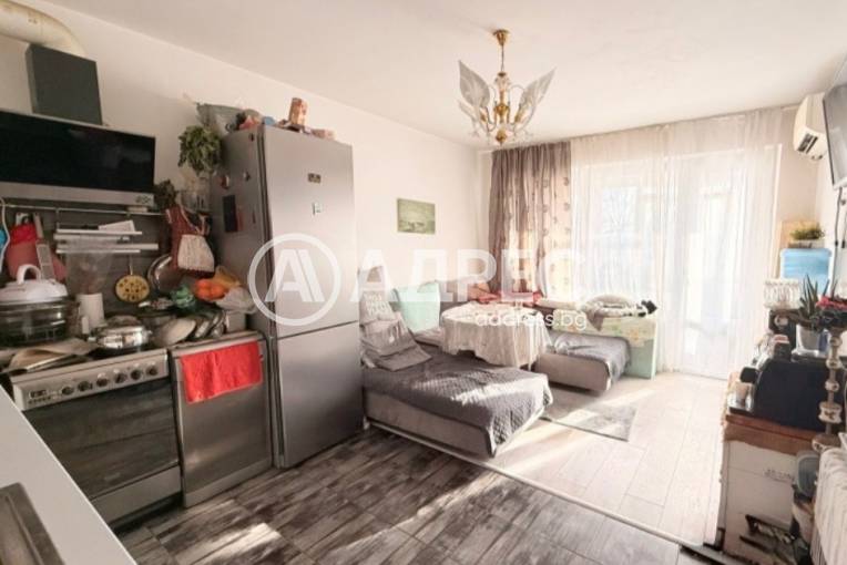 Двустаен апартамент, Варна, Цветен квартал, 680772, Снимка 1