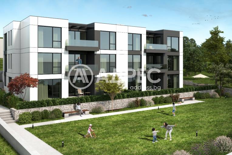 Многостаен апартамент, Варна, м-ст Свети Никола, 672773, Снимка 1