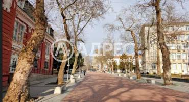 Къща/Вила, Варна, Идеален център, 685774, Снимка 2