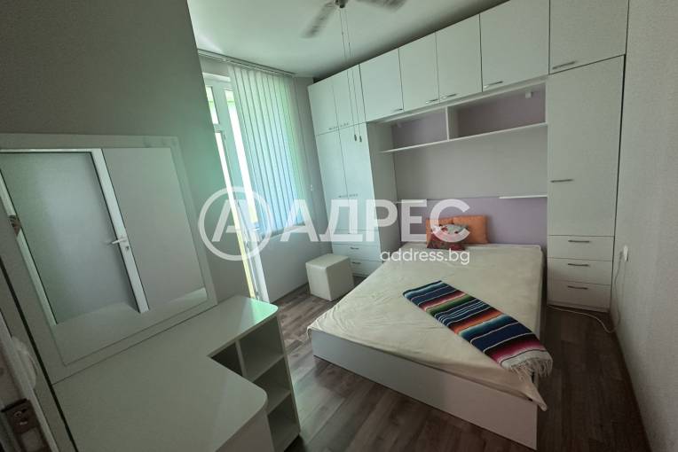 Гарсониера, Плевен, Идеален център, 703774, Снимка 4