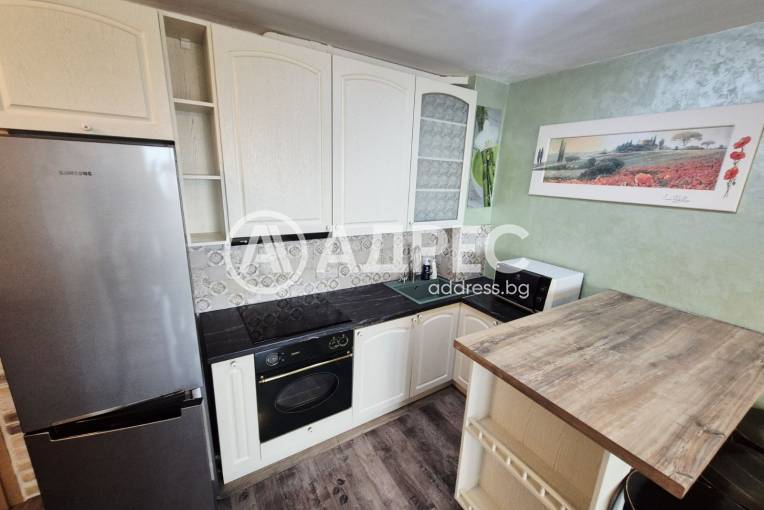 Тристаен апартамент, Варна, м-ст Ален Мак, 673777, Снимка 2