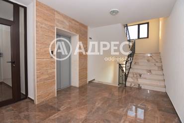 Двустаен апартамент, София, Банишора, 678778, Снимка 1