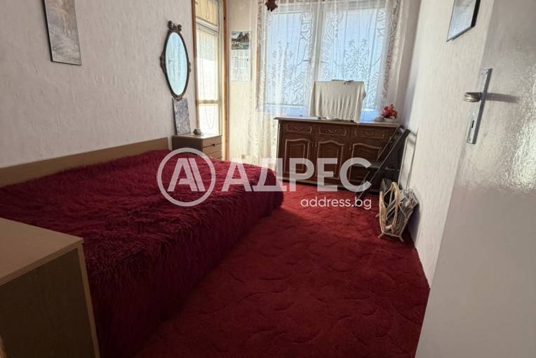 Къща/Вила, Старо село, 686778, Снимка 3