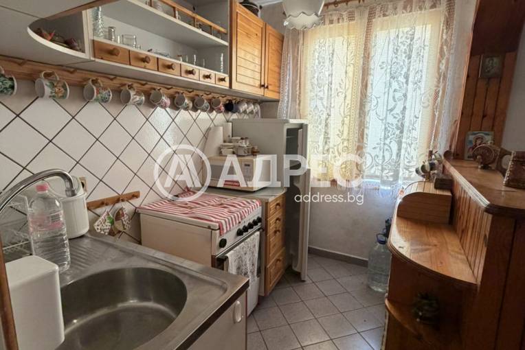 Къща/Вила, Старо село, 686778, Снимка 8