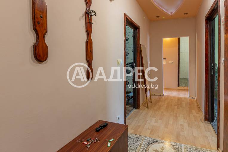Многостаен апартамент, Варна, Електрон, 690780, Снимка 19