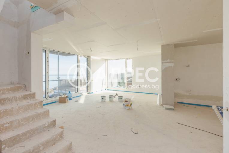 Многостаен апартамент, Варна, Галата, 676781, Снимка 2