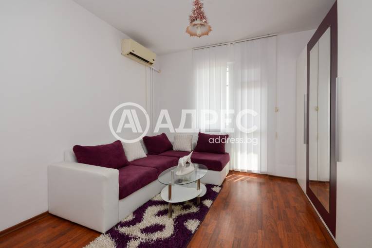 Многостаен апартамент, Бургас, Възраждане, 698781, Снимка 1