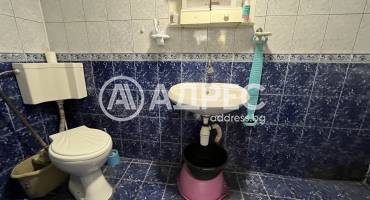 Къща/Вила, Тополчане, 674782, Снимка 13