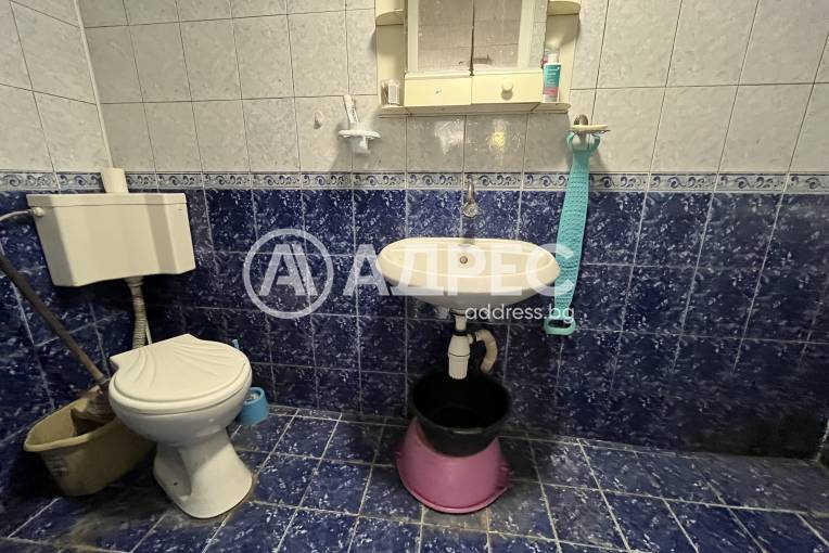 Къща/Вила, Тополчане, 674782, Снимка 13