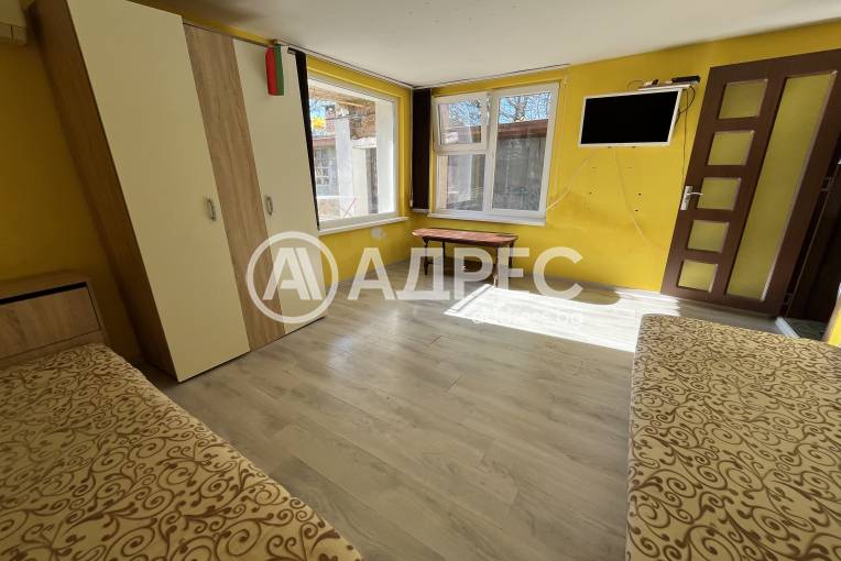 Къща/Вила, Тополчане, 674782, Снимка 6